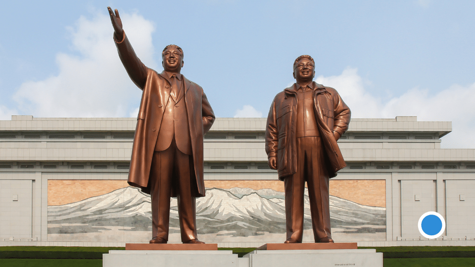 kuzey-kore-heykel